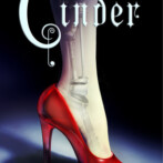 Review : Cinder by Marissa Meyer